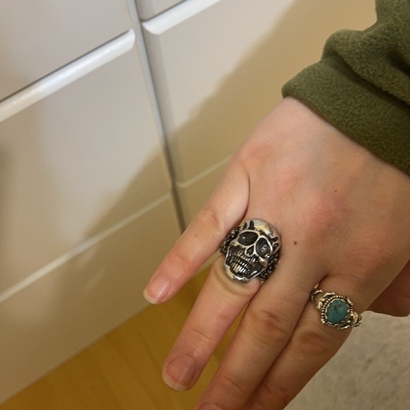 Silver Skull ring - Picture 3 of 3